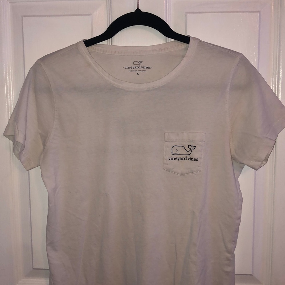Vineyard Vines t shirt (3 for 20)